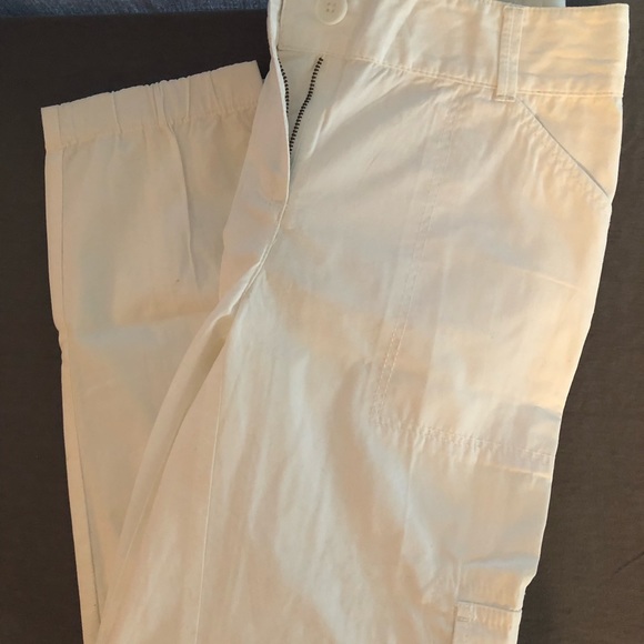 Ann Taylor Loft Relaxed Fit Cargo Pant - Picture 3 of 6